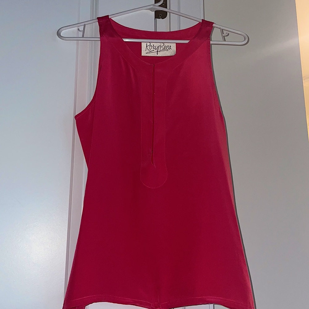 RORY BECA. XS 100% silk hot pink top
